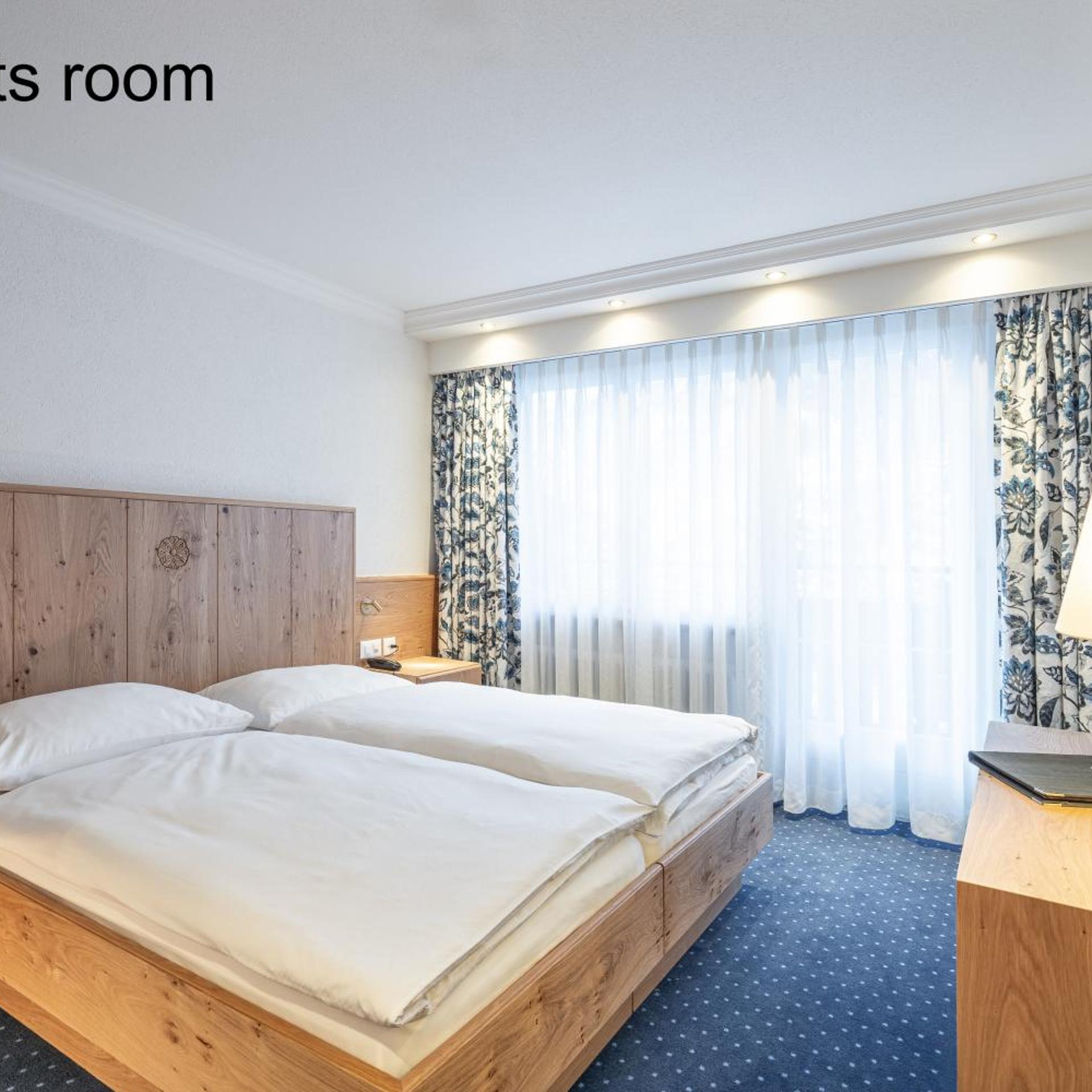 HOTEL ALPENROYAL 14/55