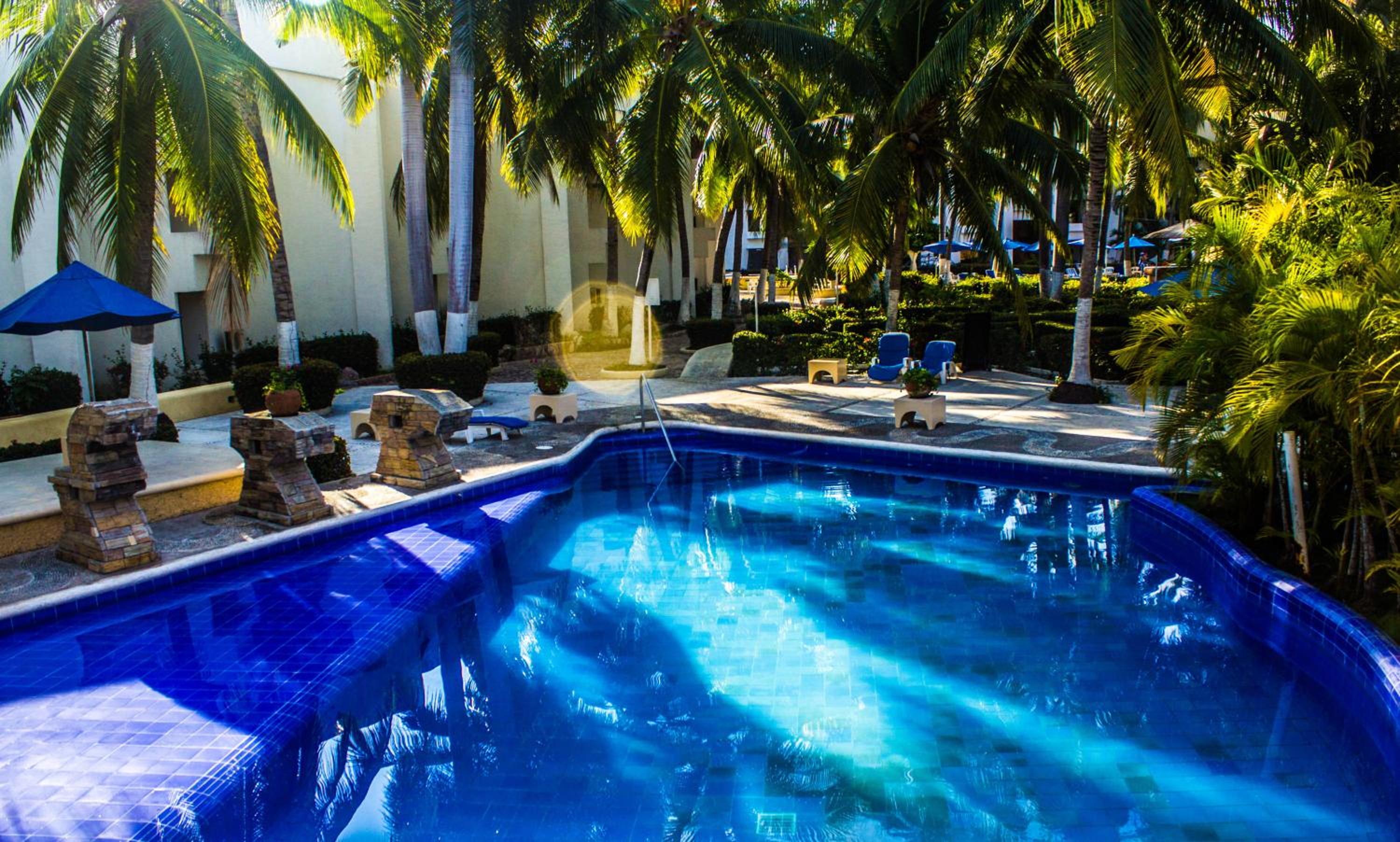 Ixtapa Palace Resort 45/47