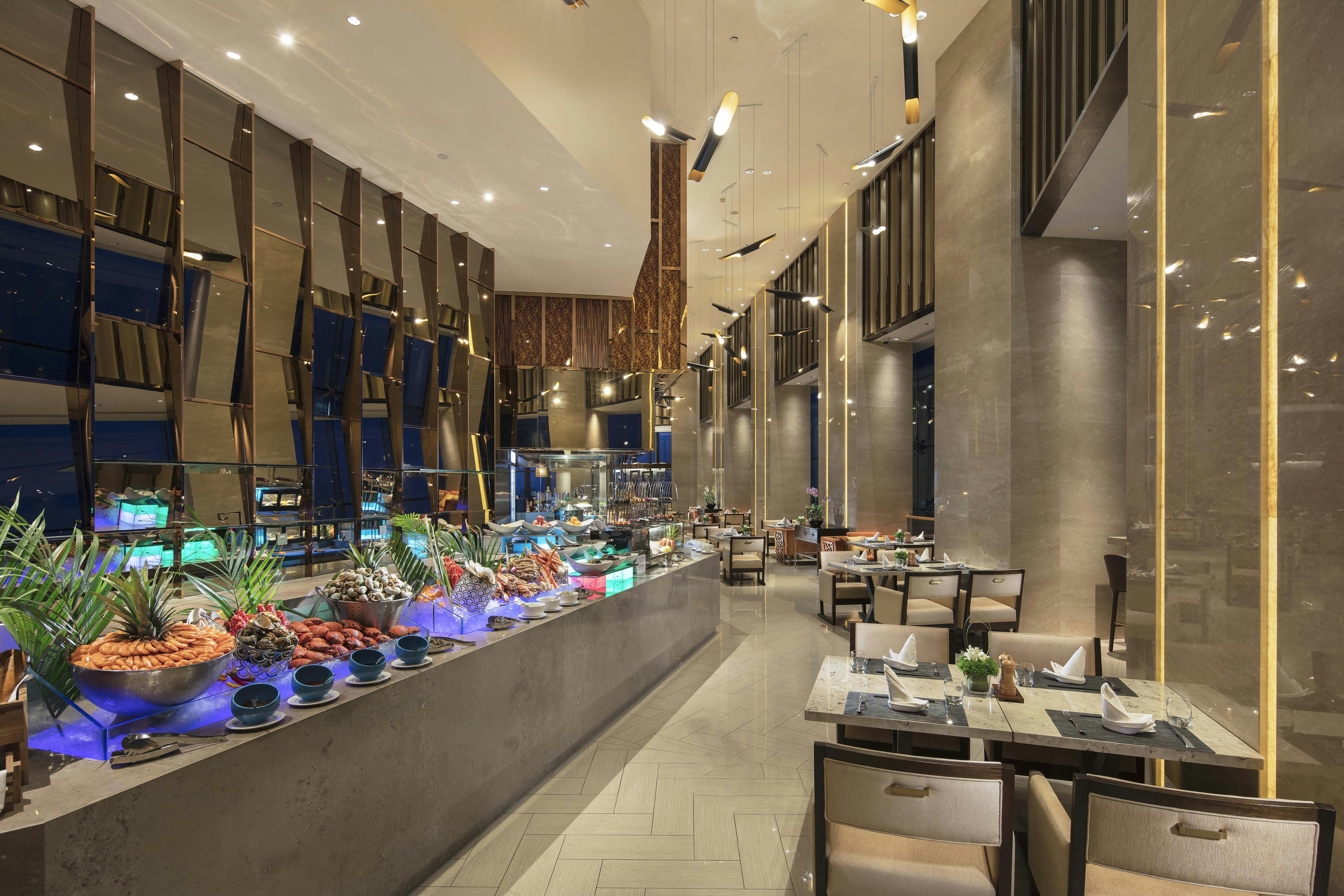 Hilton Yantai 33/64