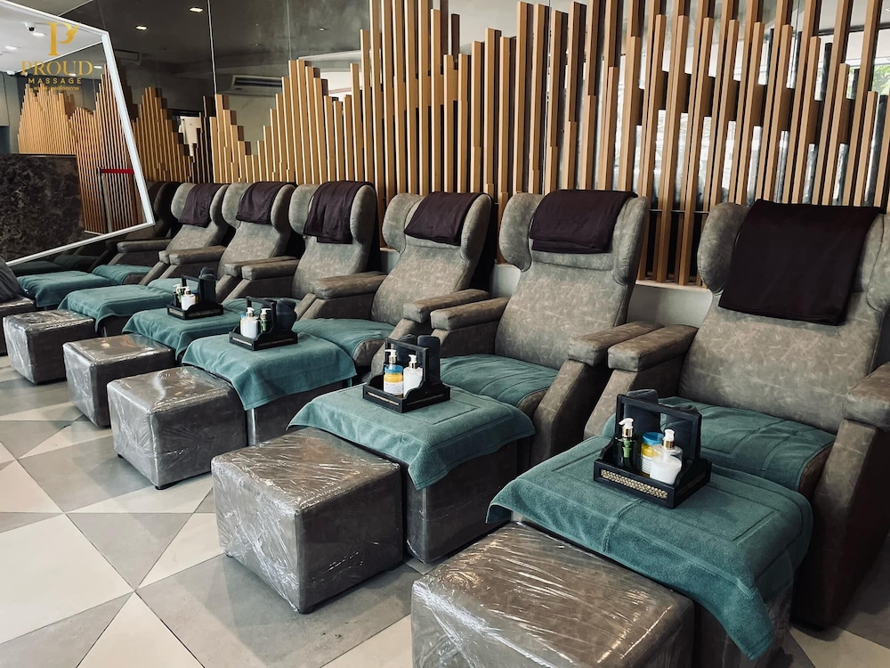 Spittze Hotel Pratunam 43/50