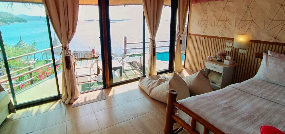 Paree Hut Resort Koh Sichang 24/43