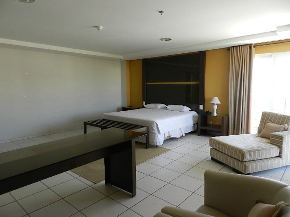 Hits Pantanal Hotel 18/60