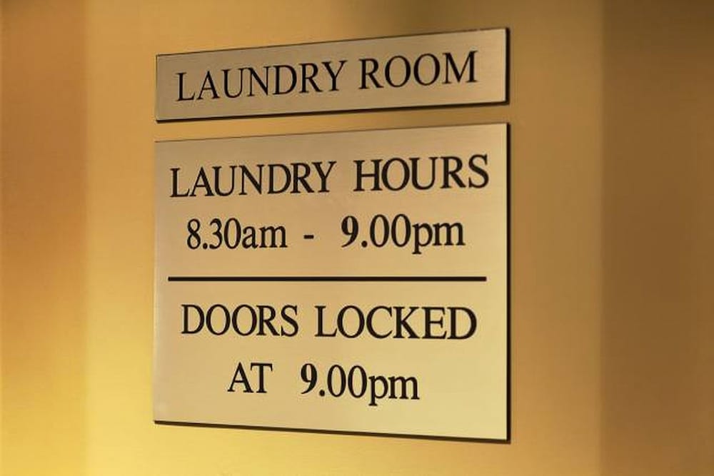 Macleay Hotel 24/46