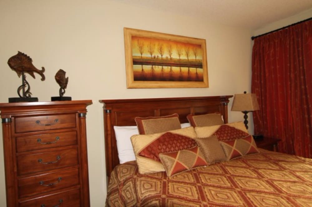 Grand Panama Beach Resort by Emerald View Resorts 65/77