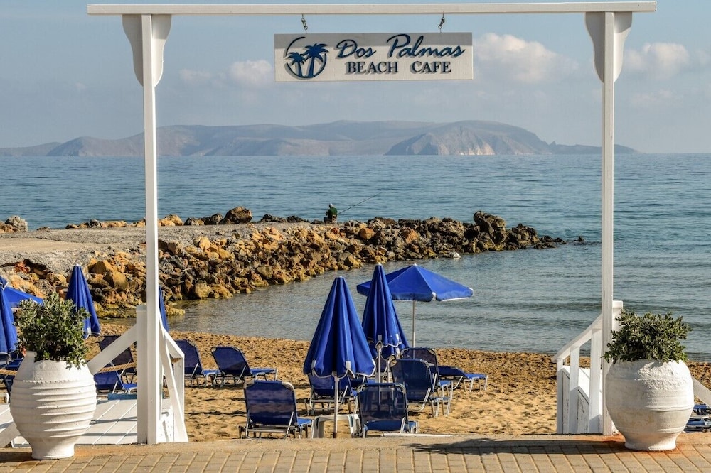 Yria Beach Hotel 48/61