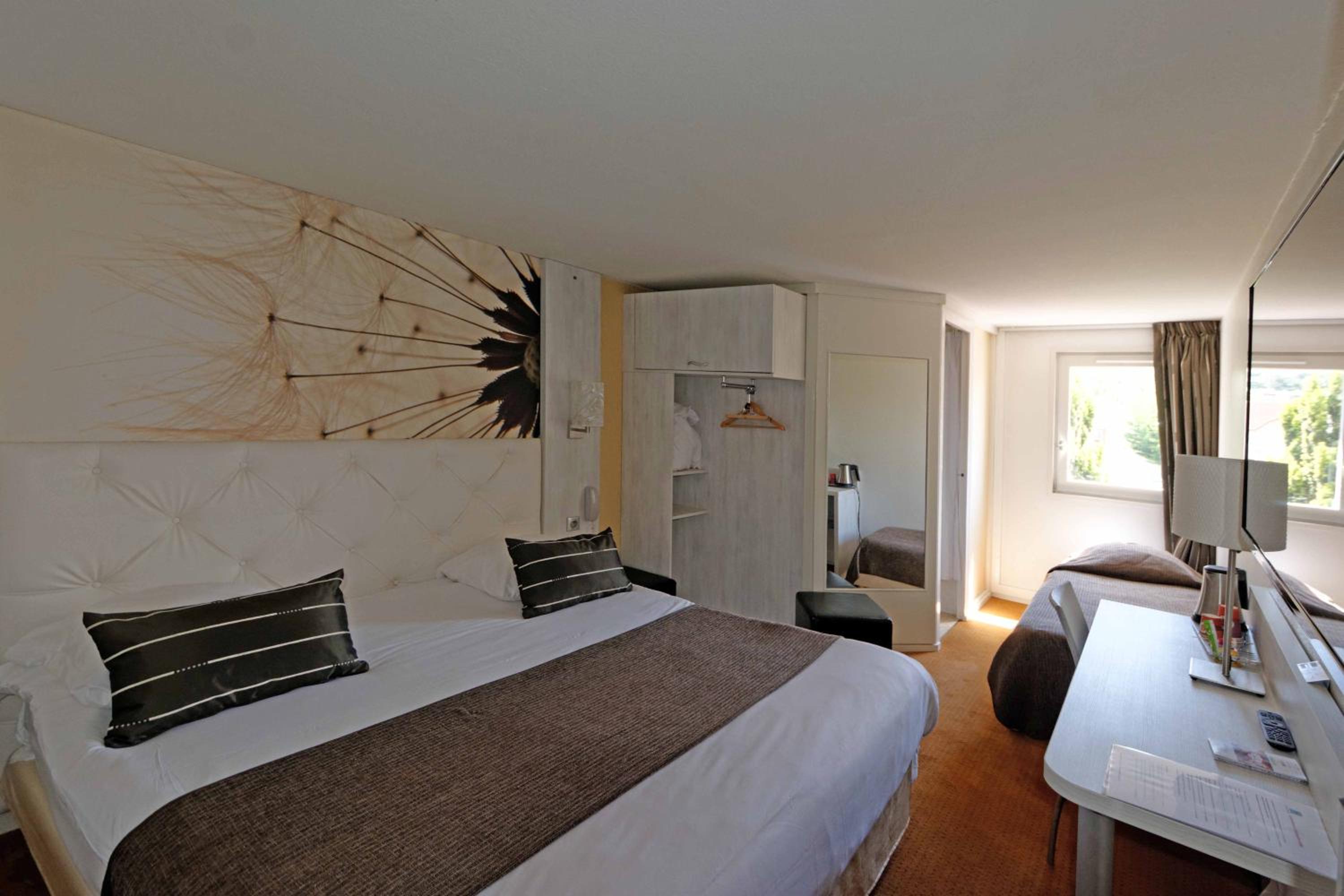 Logis Hotel des Lacs 19/50
