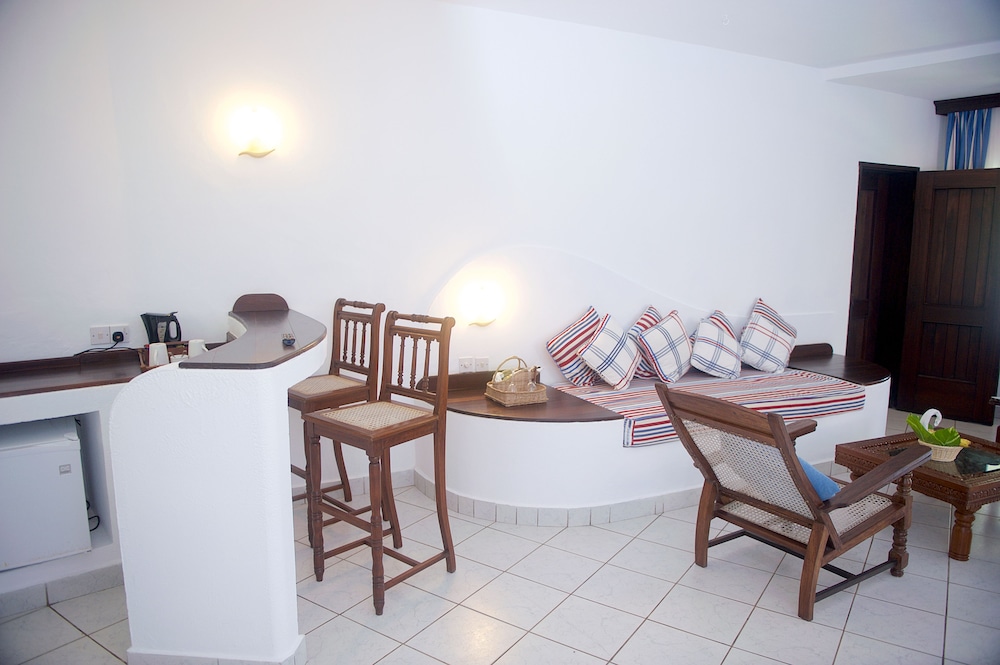 Voyager Beach Resort 23/38