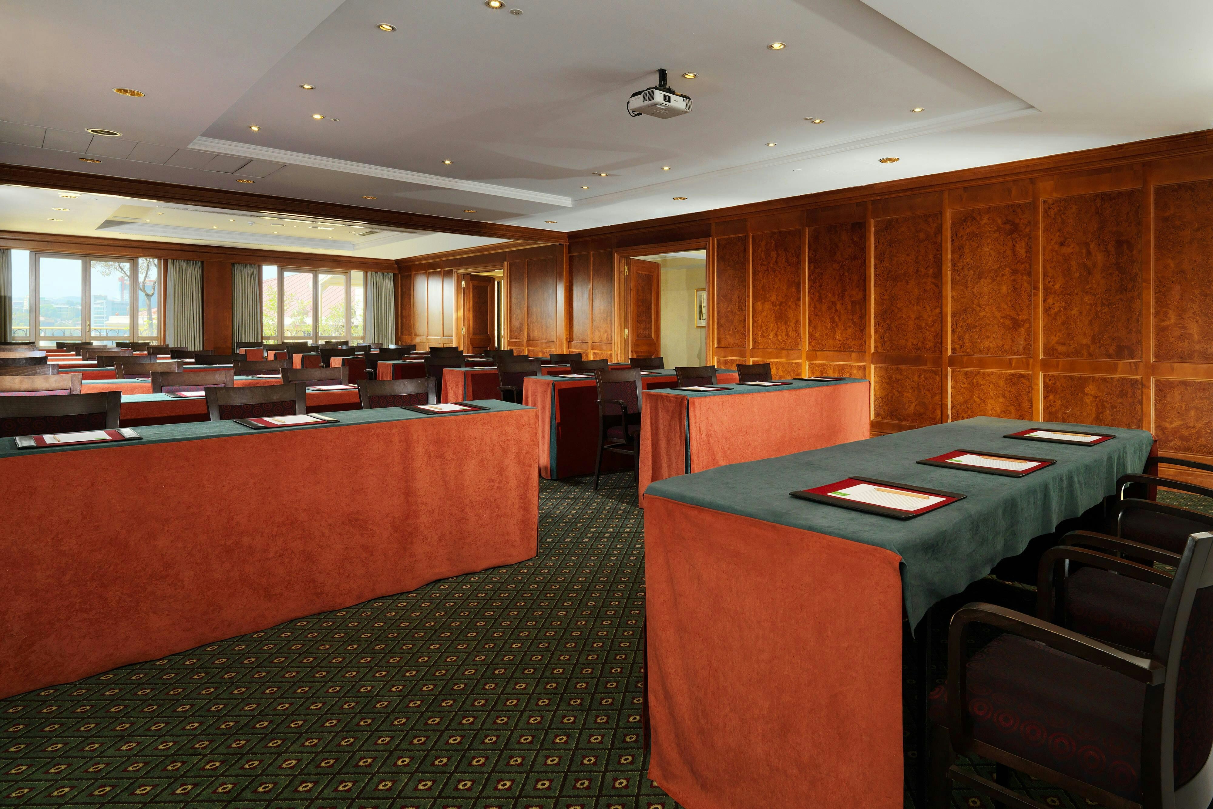 Sheraton Addis 73/81