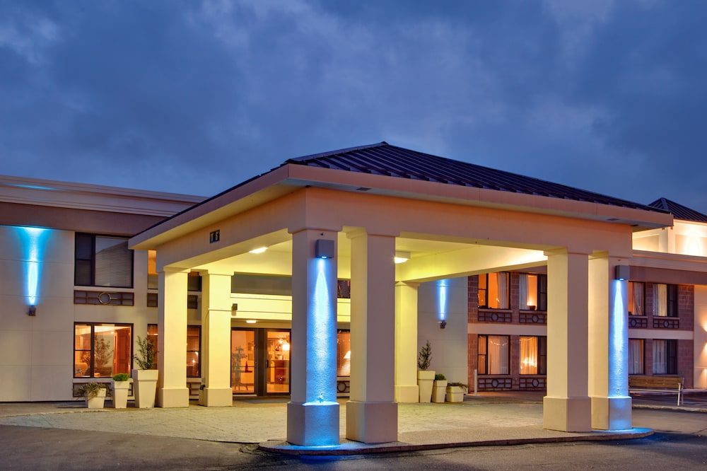 Holiday Inn Express Charlottetown 4/61