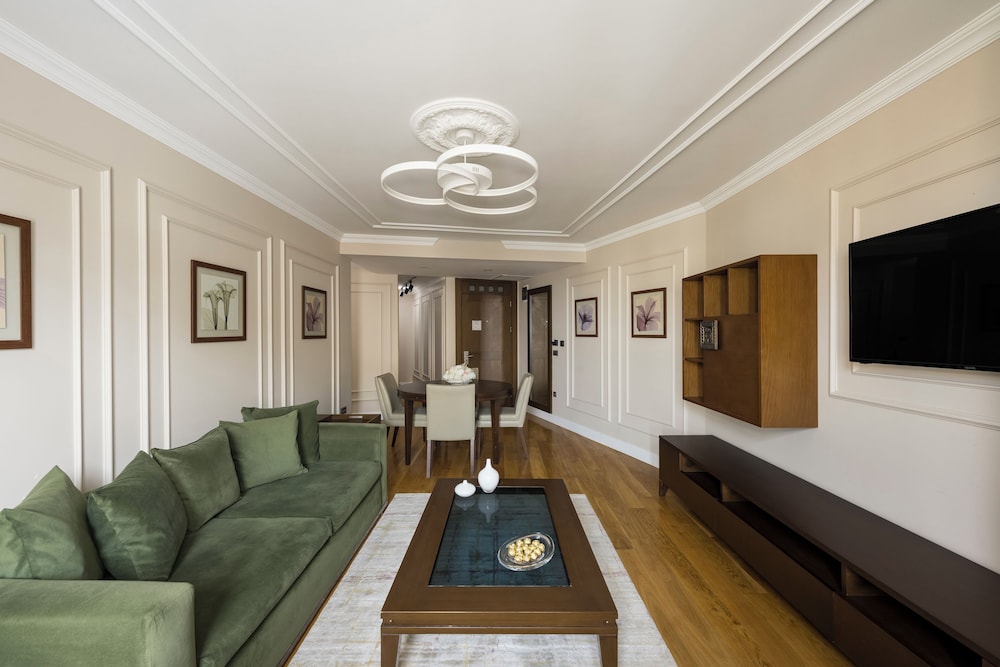 Tunel Residence Hotel 51/71
