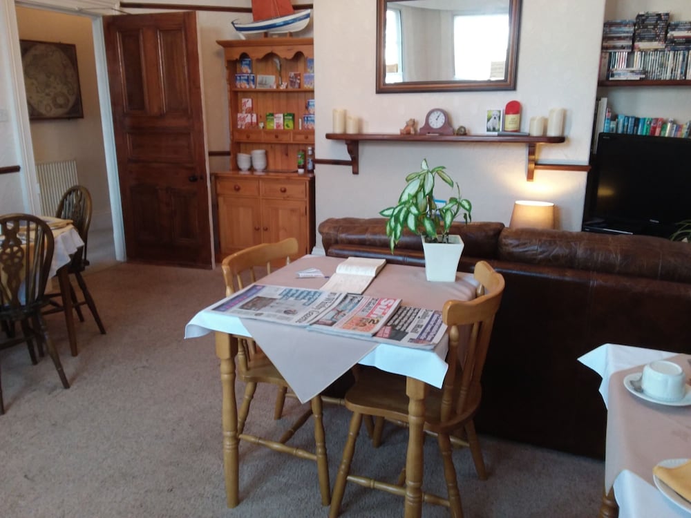Boulmer Guesthouse 34/44