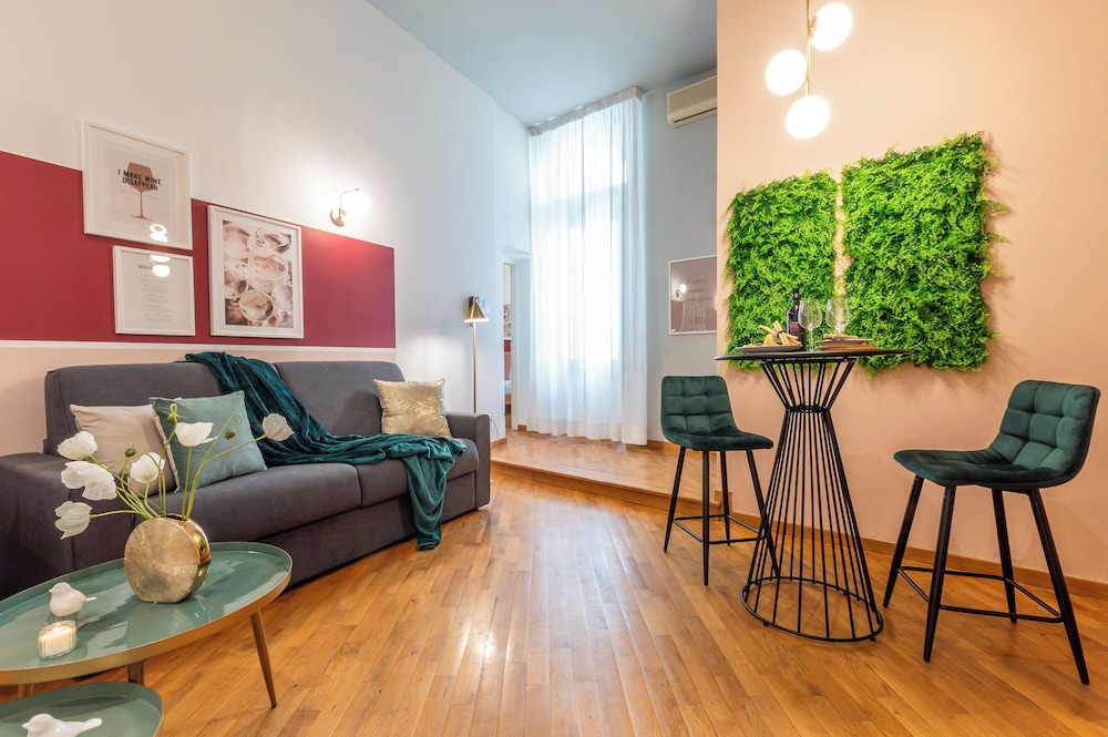 Wine Apartments Florence Moscato 30/47