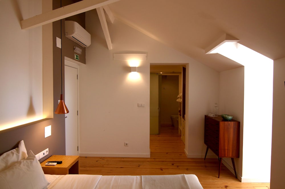 The 8 Downtown Suites 29/67
