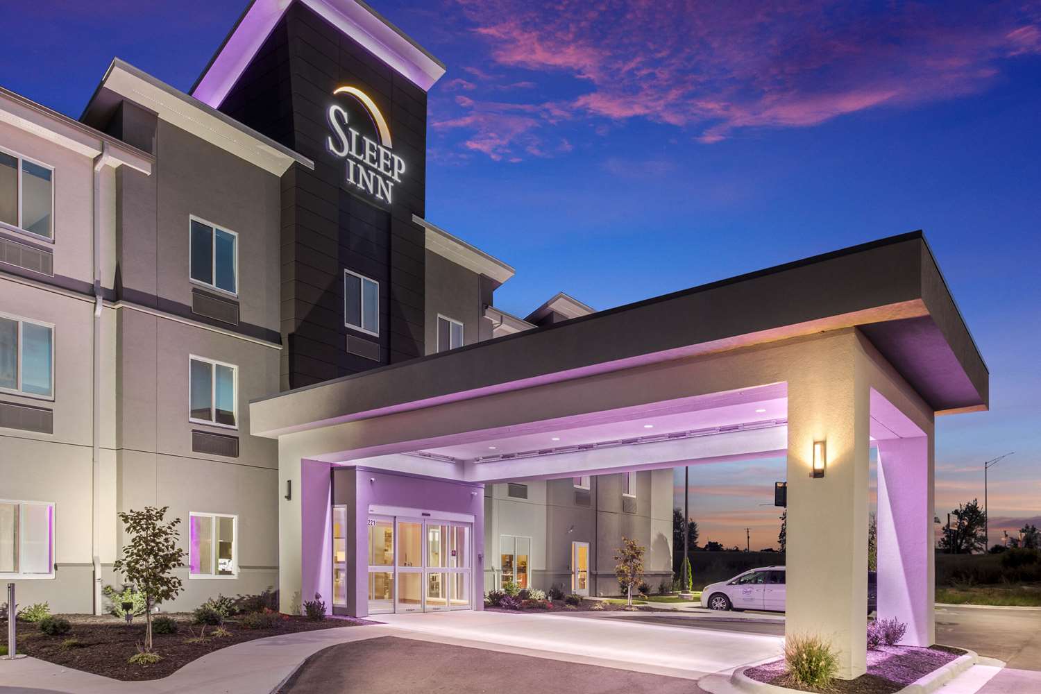 Sleep Inn & Suites Webb City 5/28