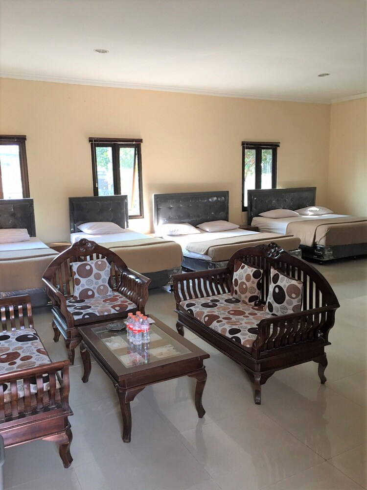 Hotel 68 Lembang 15/27