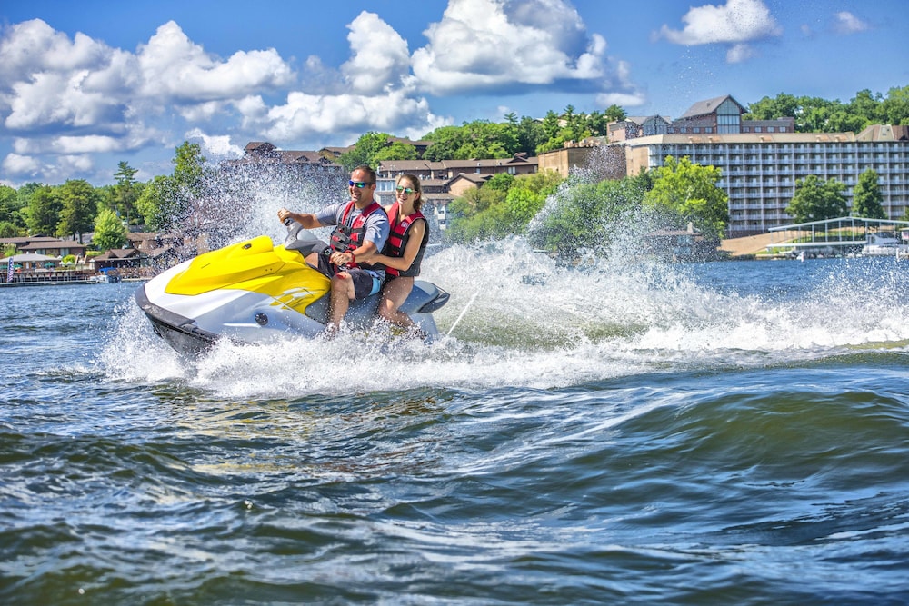 Margaritaville Lake Resort Lake of the Ozarks 19/62