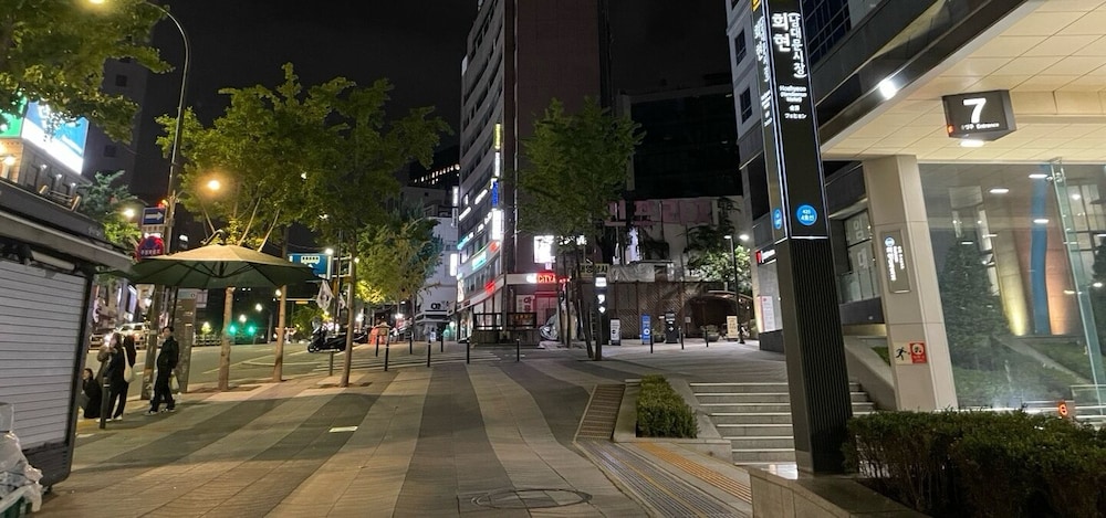24 Guesthouse Myeongdong Town 49/55