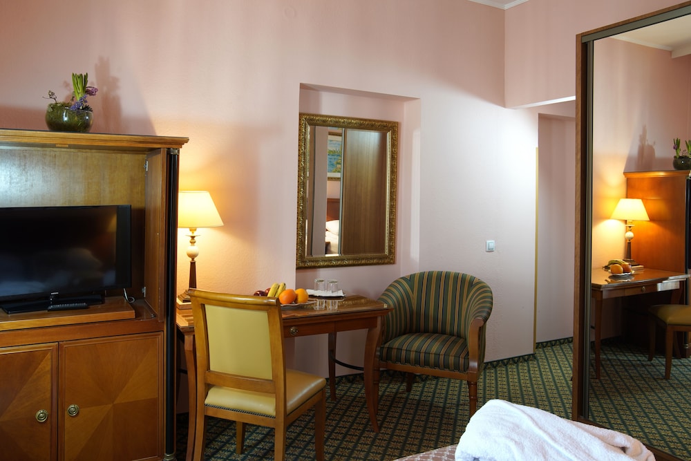 Spa Lauretta Hotel 12/40