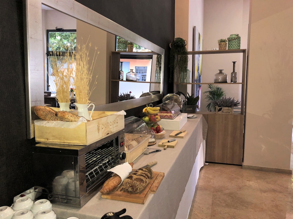 Apartamentos Plaza Picasso 60/71