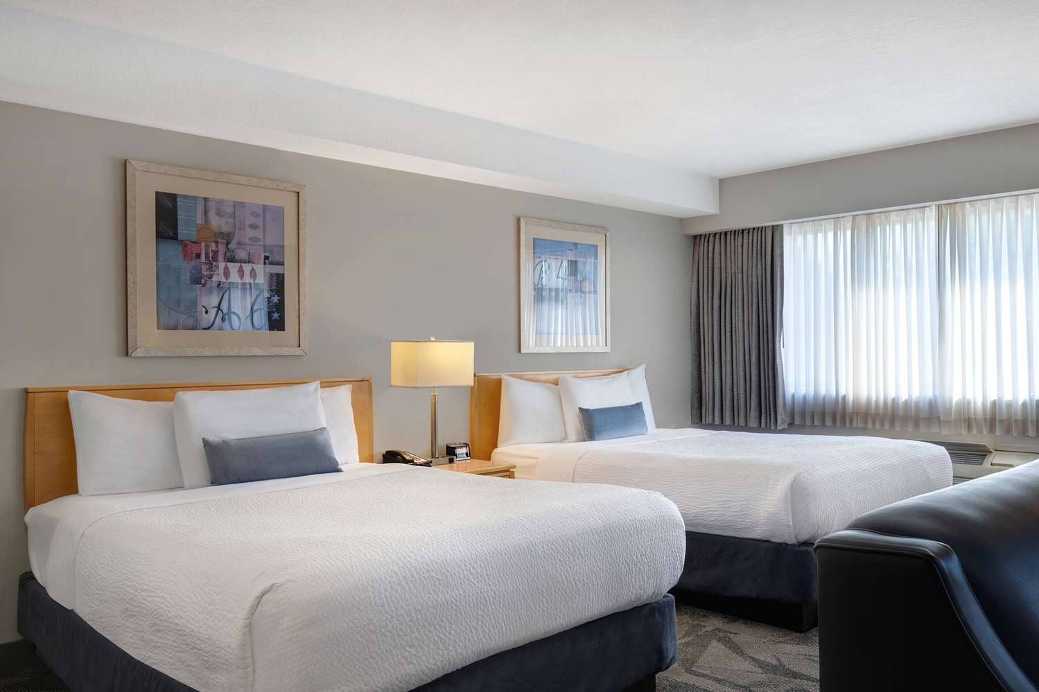 Days Inn by Wyndham Victoria Airport Sidney 2/34