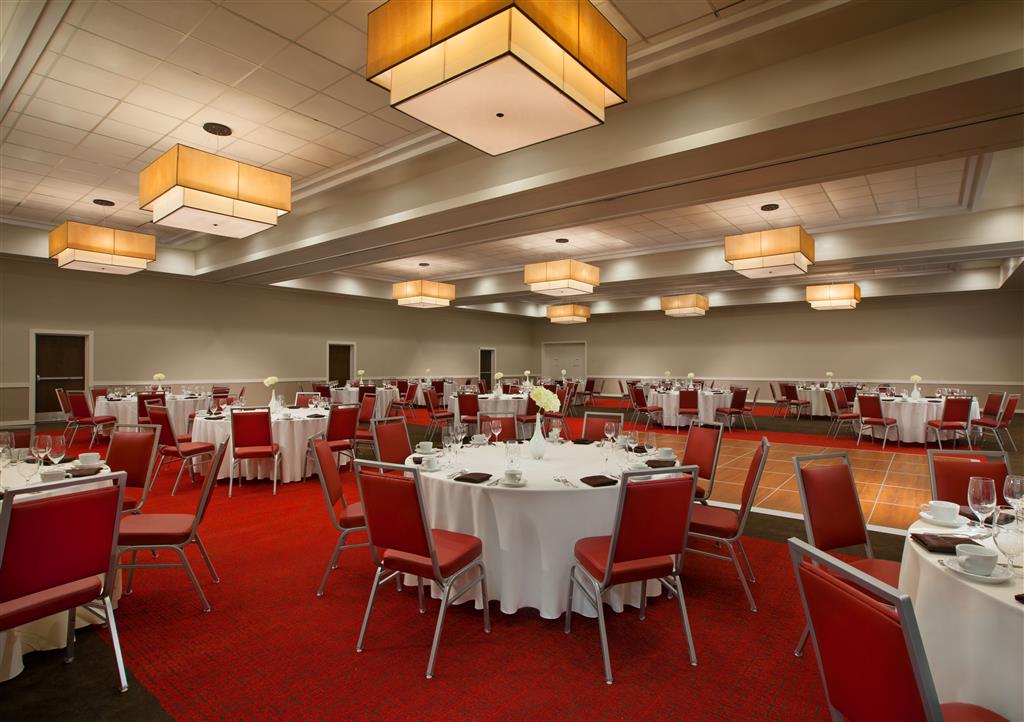 Four Points by Sheraton Phoenix South Mountain 13/16