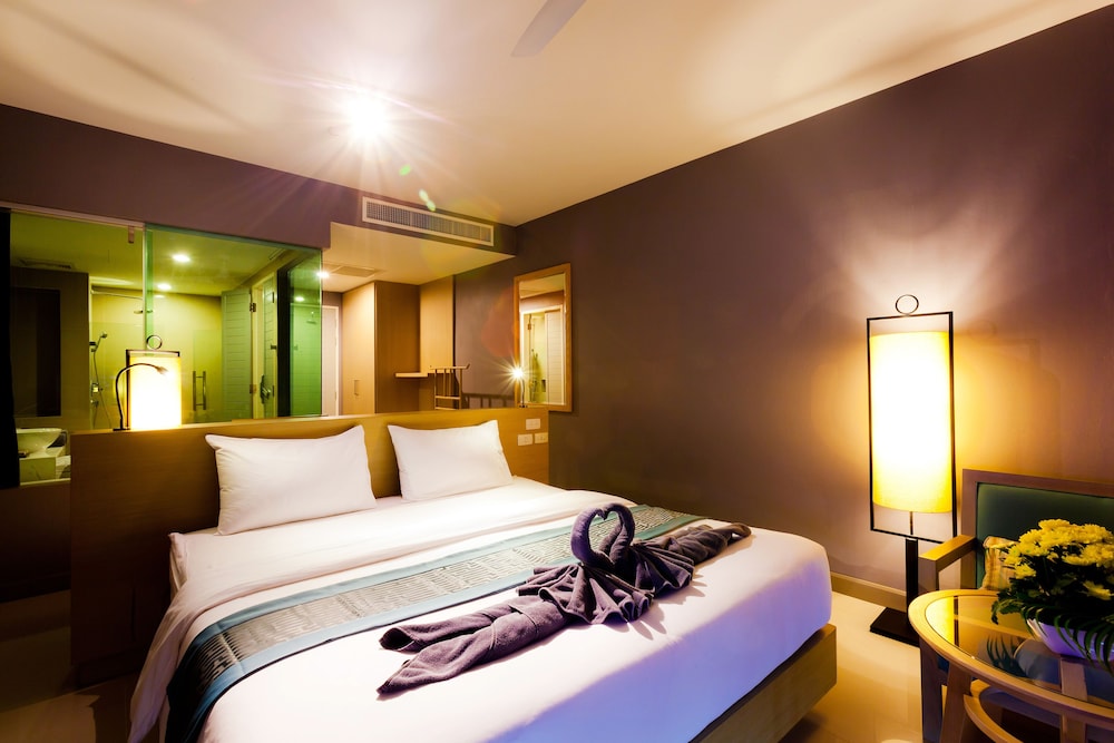 Deluxe, Double Bed, Pool Access، Ramaburin Resort 2/2