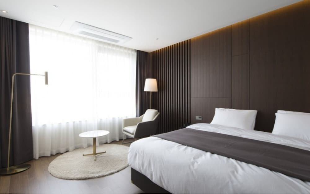 Ramada By Wyndham Daejeon 23/51