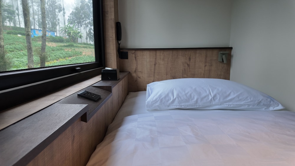 Jambuluwuk Bromo Poshtel 10/33