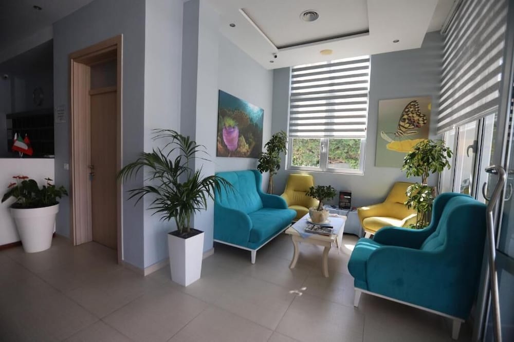 PERANDOR BEACH HOTEL 49/64