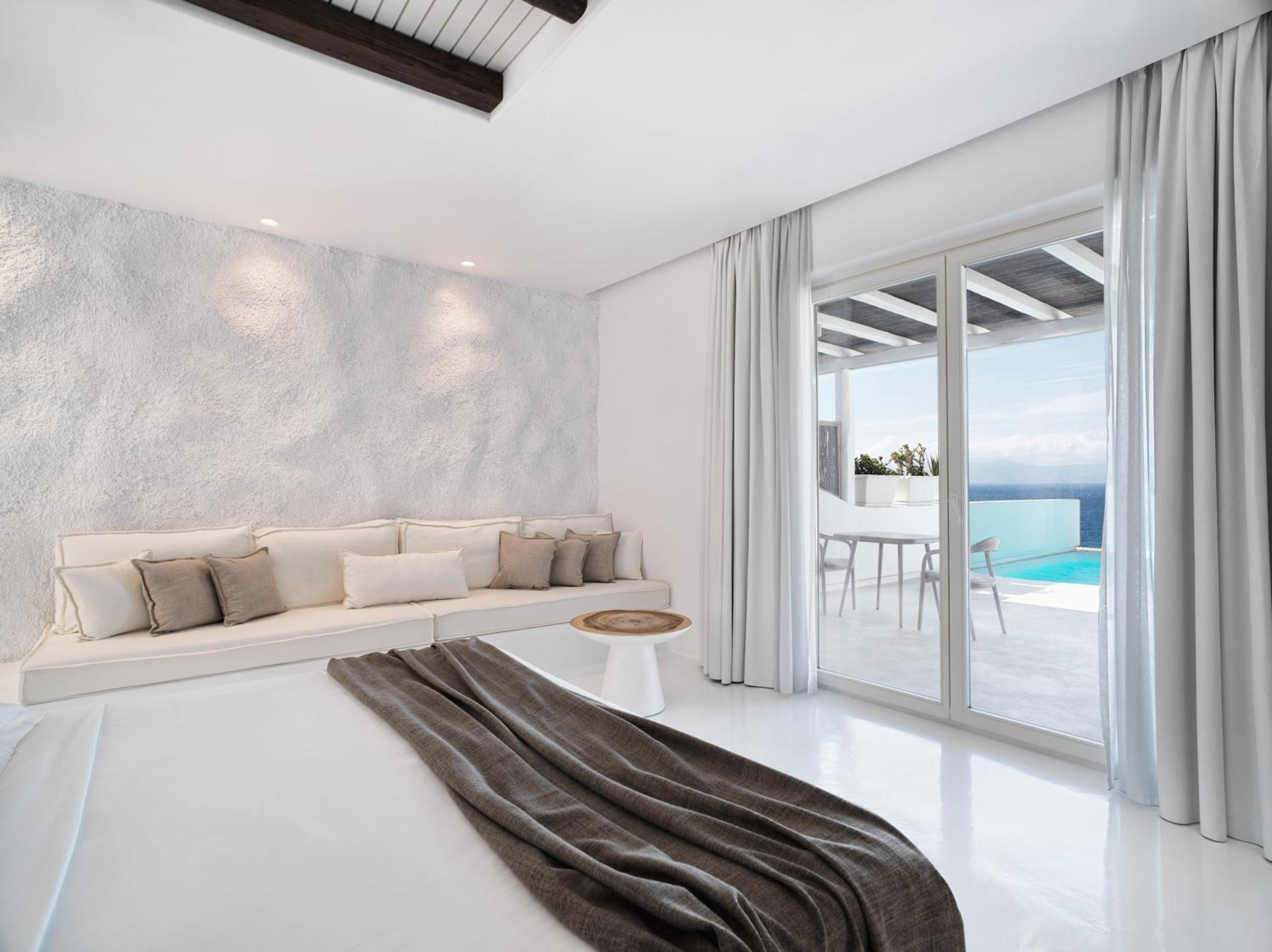Executive, Suite, Sea View, Private Heated Pool