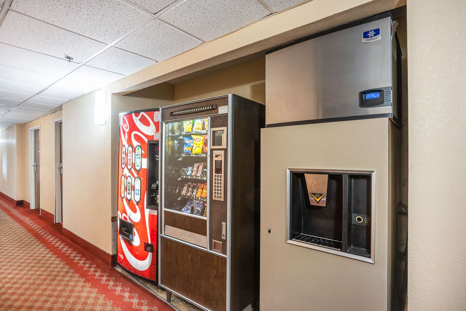 Econo Lodge Princeton 28/43
