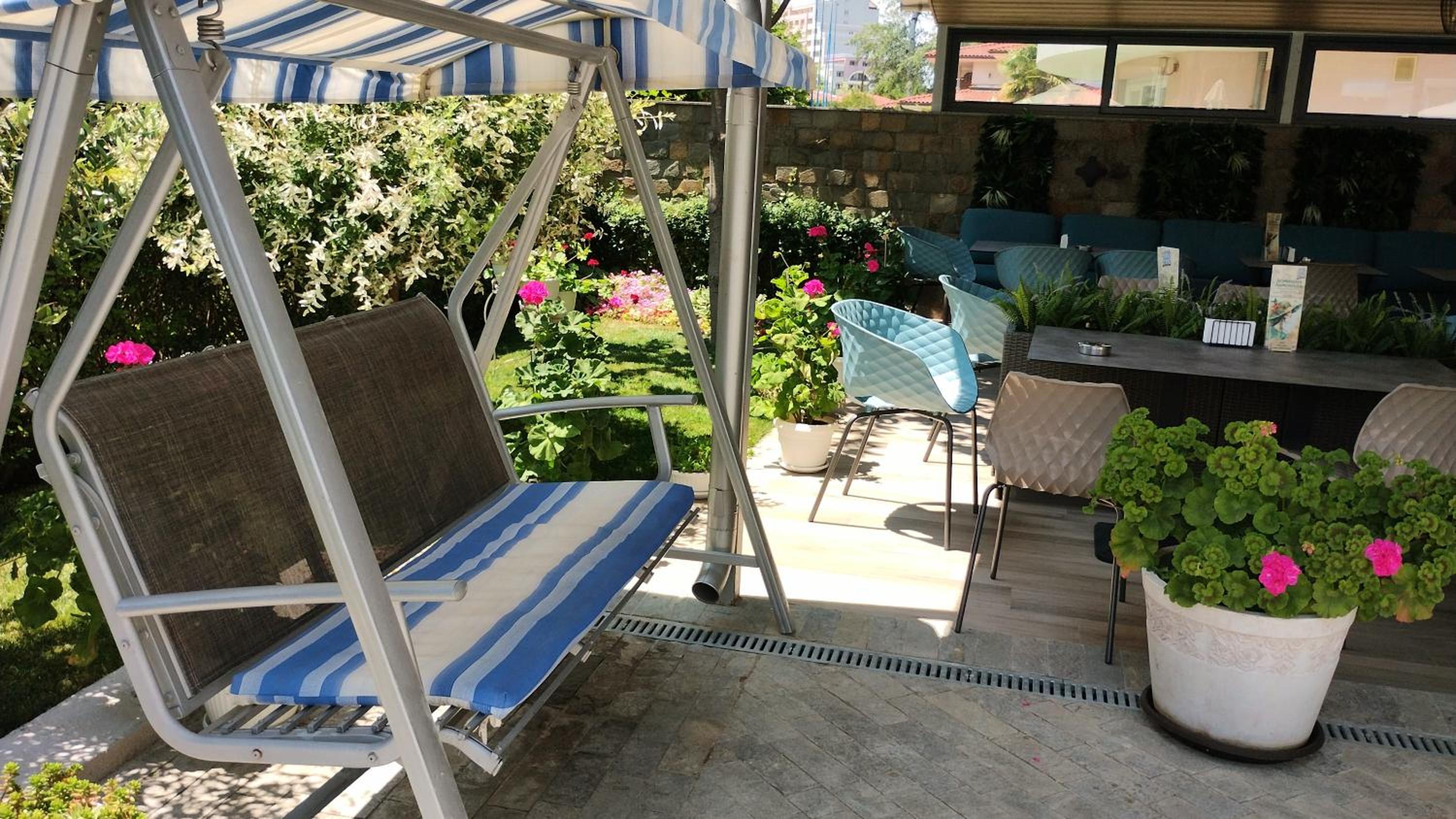 Blue Bay Hotel 26/50