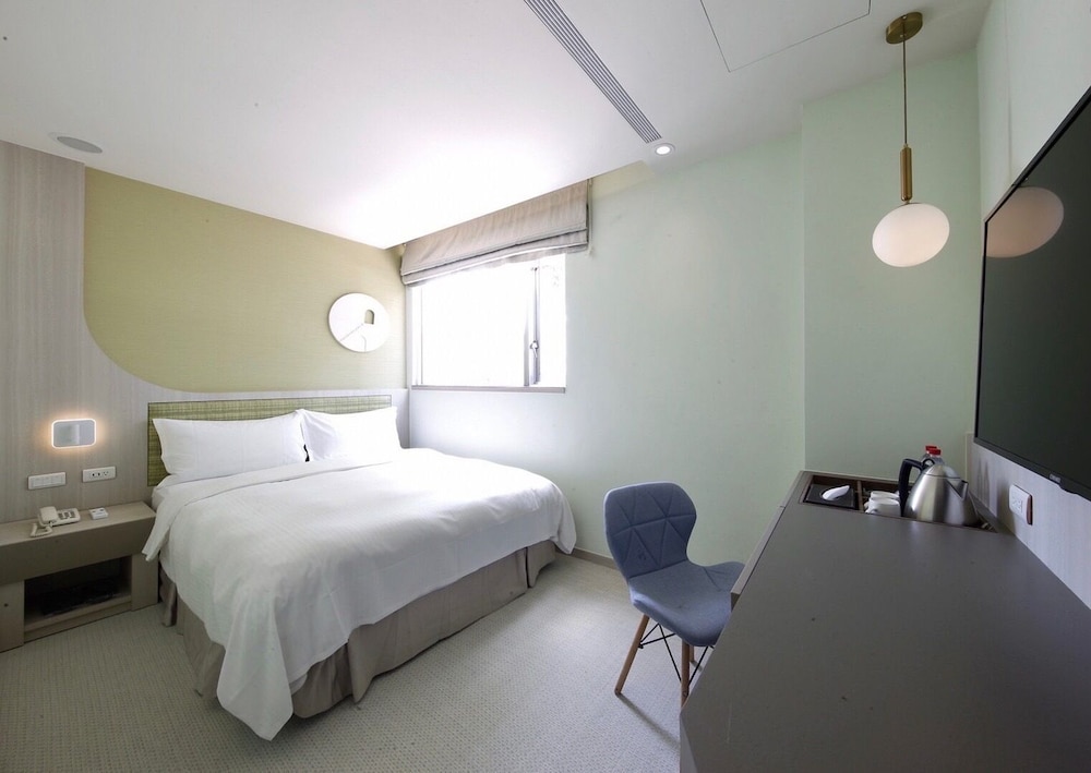 Haifu Hotel And Suites 16/65