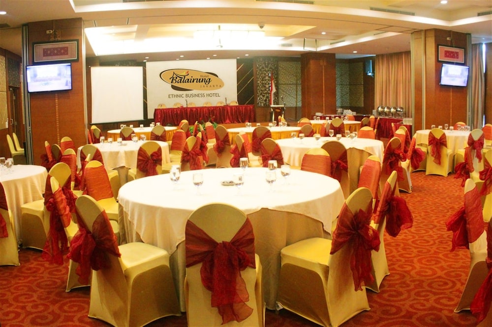 Horison Balairung Jakarta 36/46