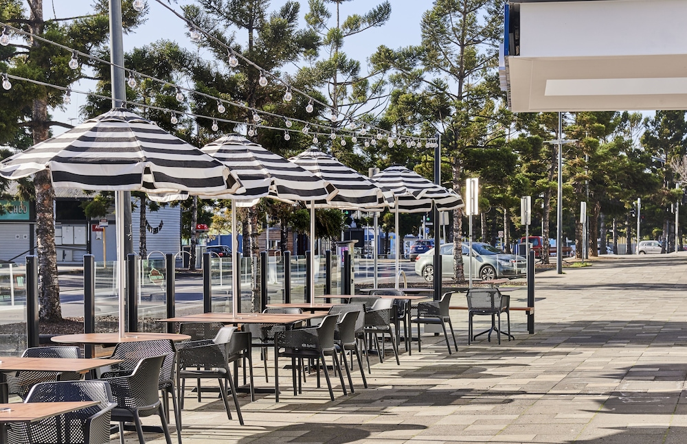 Novotel Geelong 3/74