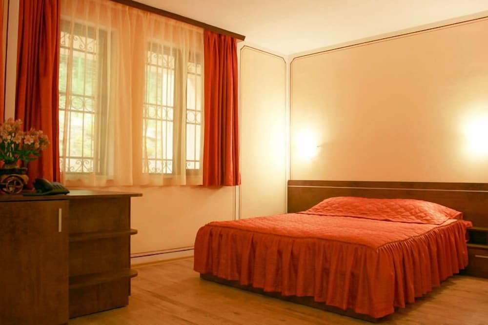 Alafrangite Hotel 17/33