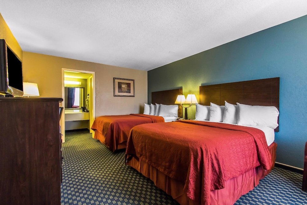 Quality Inn Duncan HWY 81 11/42