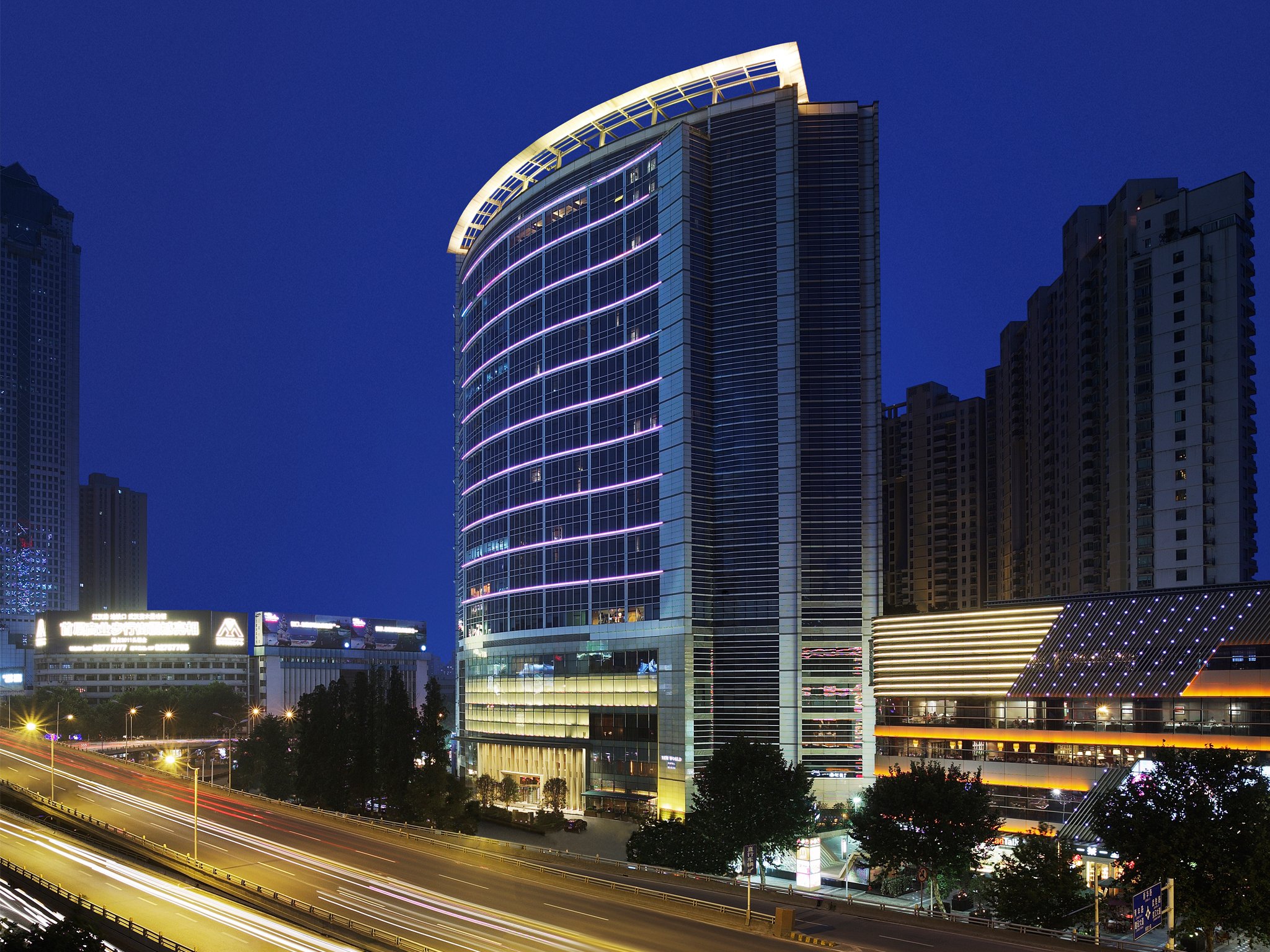 New World Wuhan Hotel 2/70