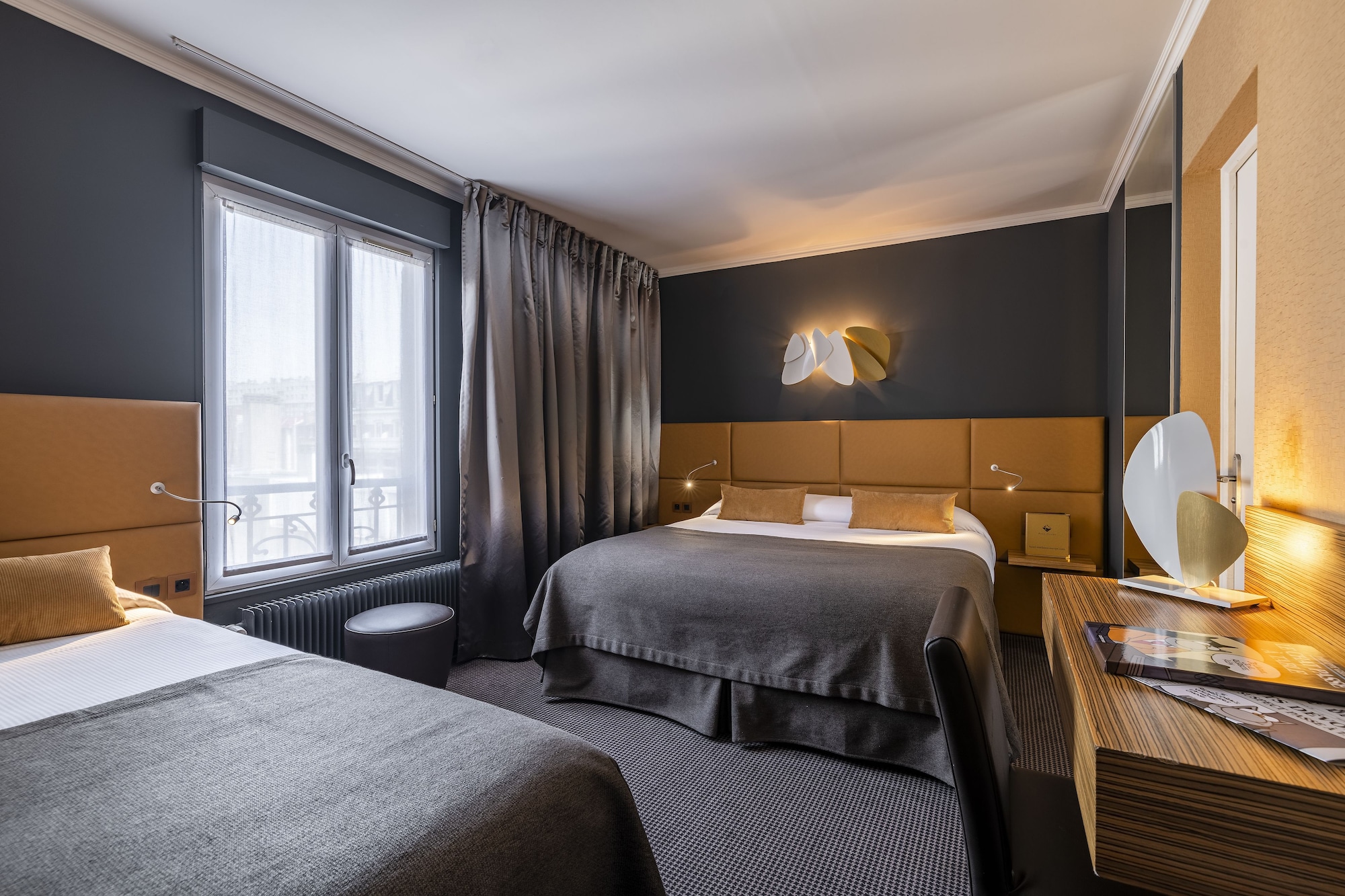 Pool, Triple, 1 King and 1 Single Beds
