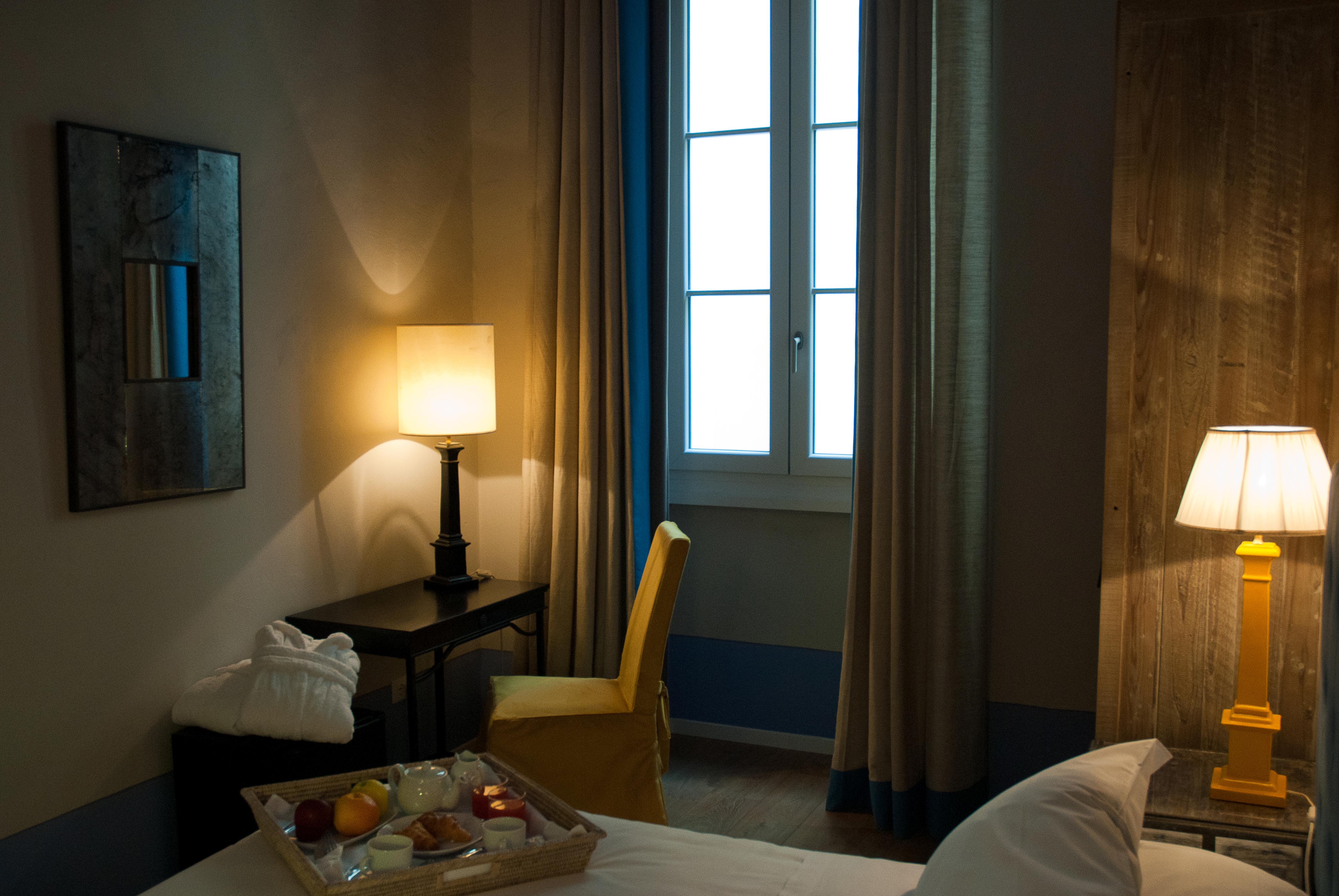 BLACK 5 FLORENCE SUITE 25/51