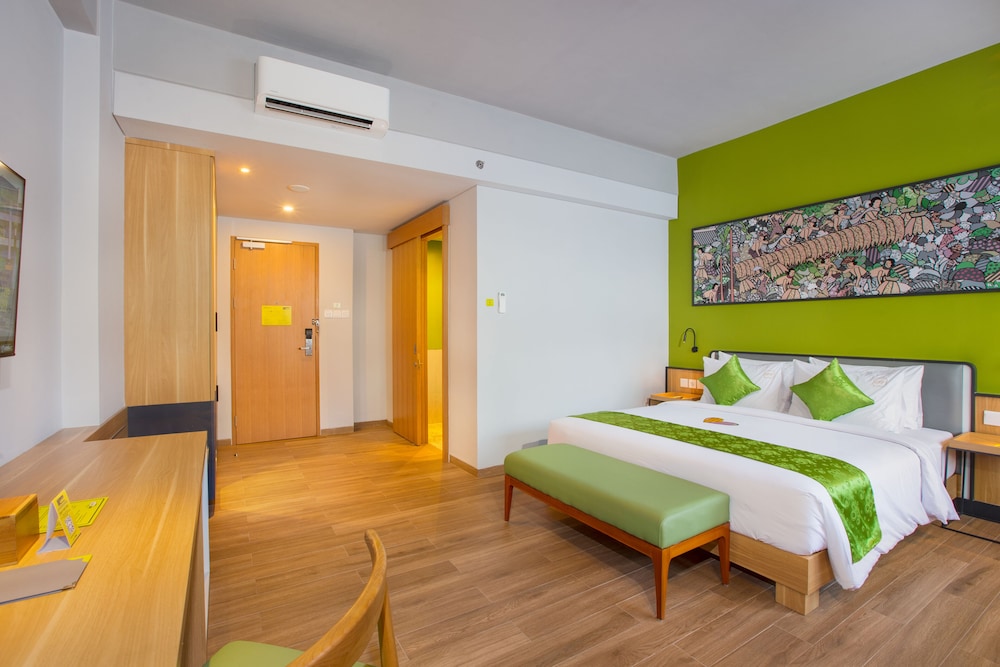 DELUXE, DOUBLE BED