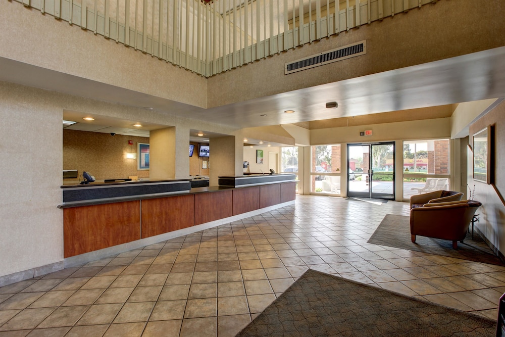 Motel6 Santa Ana, CA - Irvine - Orange County Airport 20/54