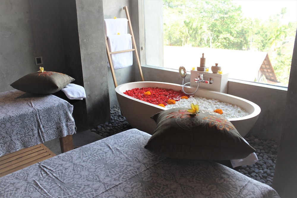 Purana Suite Ubud 39/50