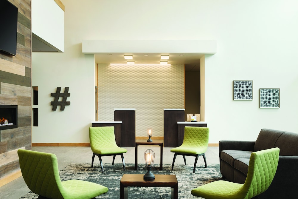 Best Western Plus Peppertree Nampa Civic Center Inn 29/47