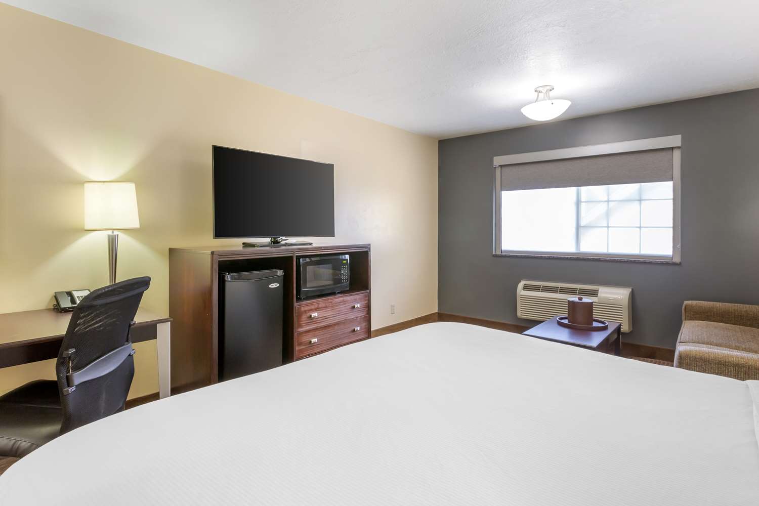 Best Western Plus Cottontree Inn 5/20