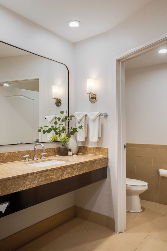 جناح استوديو ركني بسرير كينج مع أريكة، Ayres Hotel Spa Moreno Valley 5/7