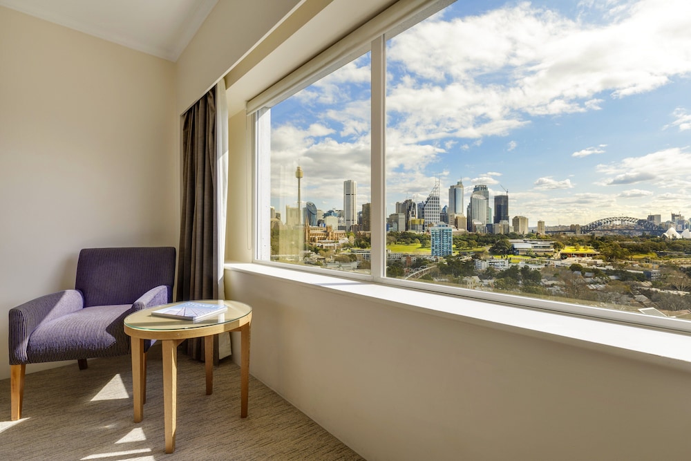Holiday Inn Potts Point 9/78