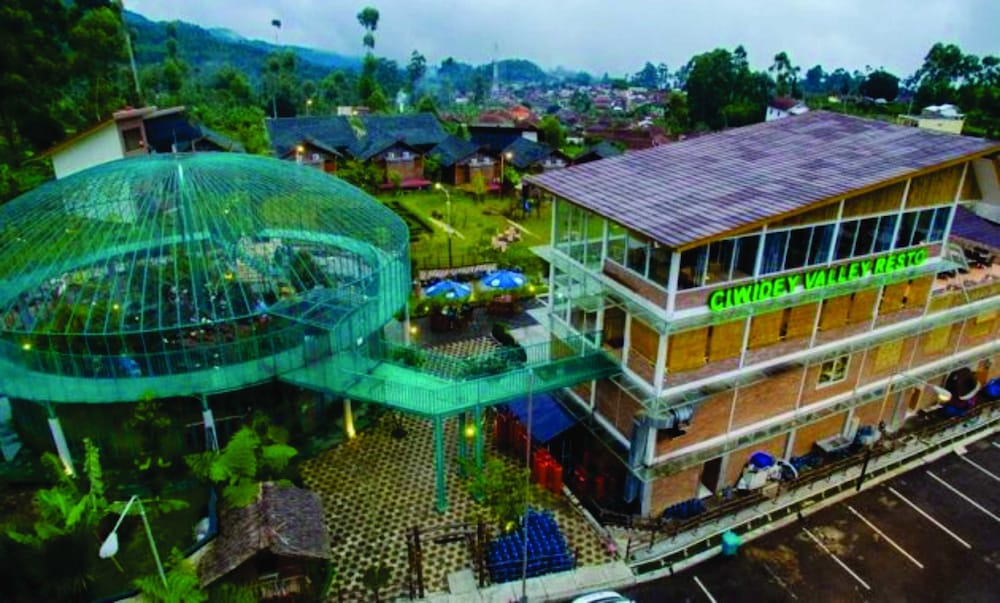 Ciwidey Valley Resort Hot Spring Waterpark 2/25