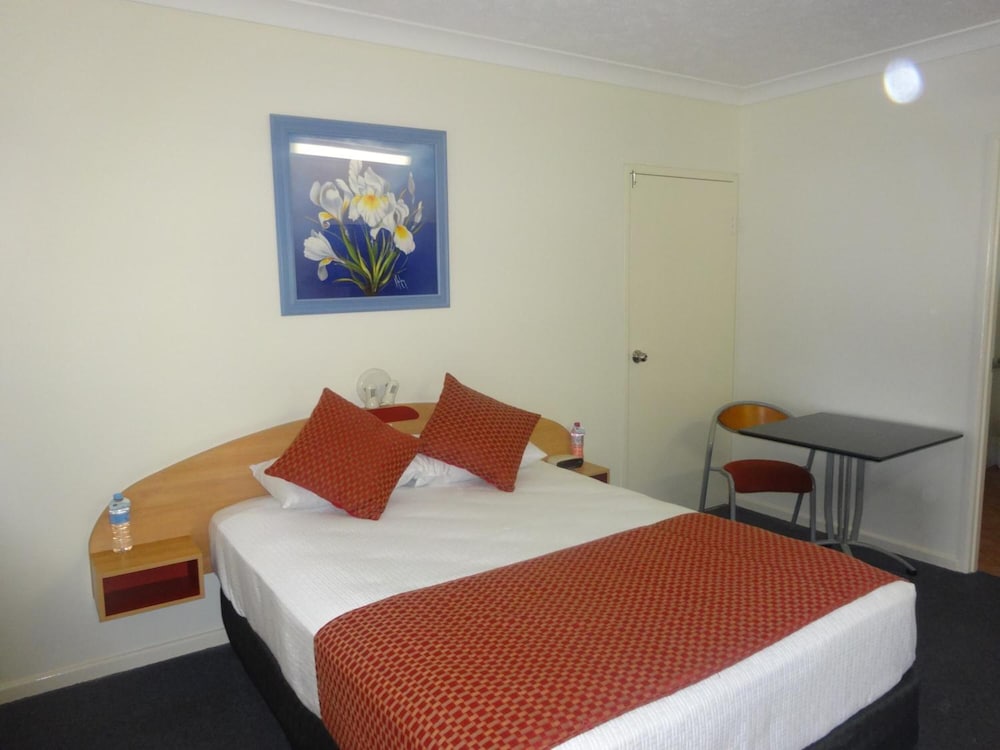 Boulevard Lodge 16/60