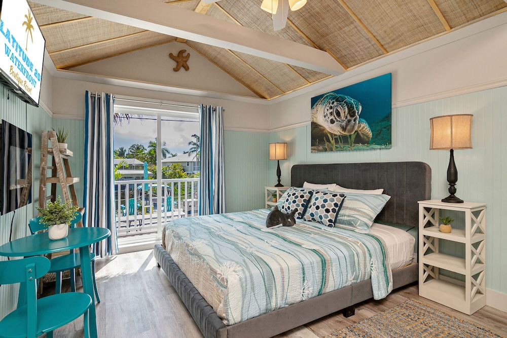 Latitude 26 Waterfront Resort & Marina 31/66